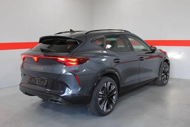 Neu Cupra Formentor 150 PS (110 kW) 2026 Grau SUV