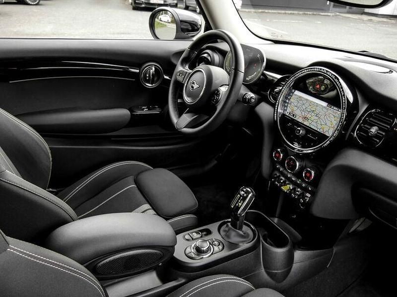 Gebraucht Mini Cooper SE Essential 135 kW (184 PS) 2023 Silber Kleinwagen