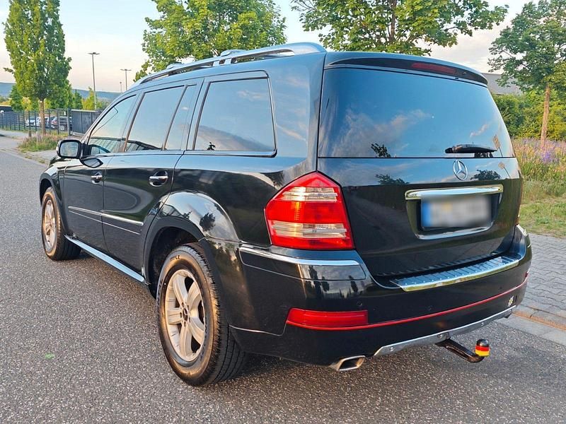 Gebraucht Mercedes GL320 224 PS (164 kW) 2007 Schwarz SUV