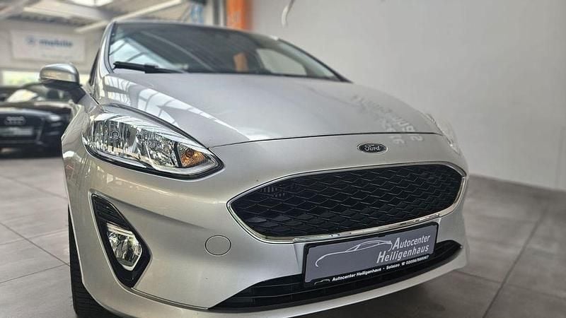 Silber Gebraucht 2019 Ford Fiesta Cool & Connect Kleinwagen | 9.280 € (Guter Preis) - Bild 1/4