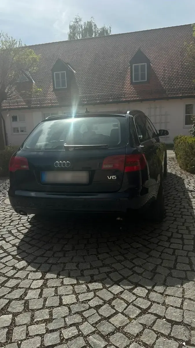 Używany Audi A6 280 KM (205 kW) 2006 Niebieski Kombi