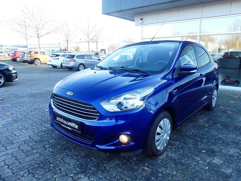 Blau Gebraucht 2017 Ford Ka Plus Cool & Sound Edition Kleinwagen | 10.800 € (Etwas zu teuer) - Bild 1/4