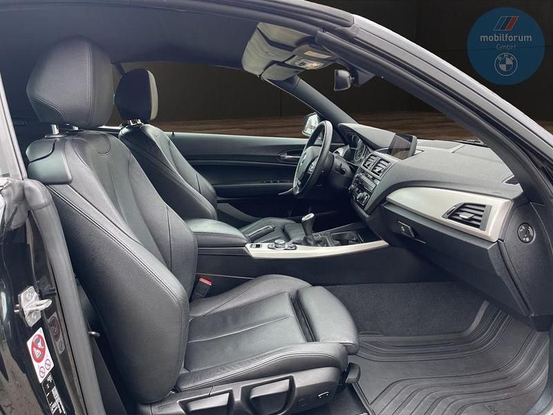 Gebraucht BMW 218 Advantage 150 PS (110 kW) 2016 Schwarz Cabrio