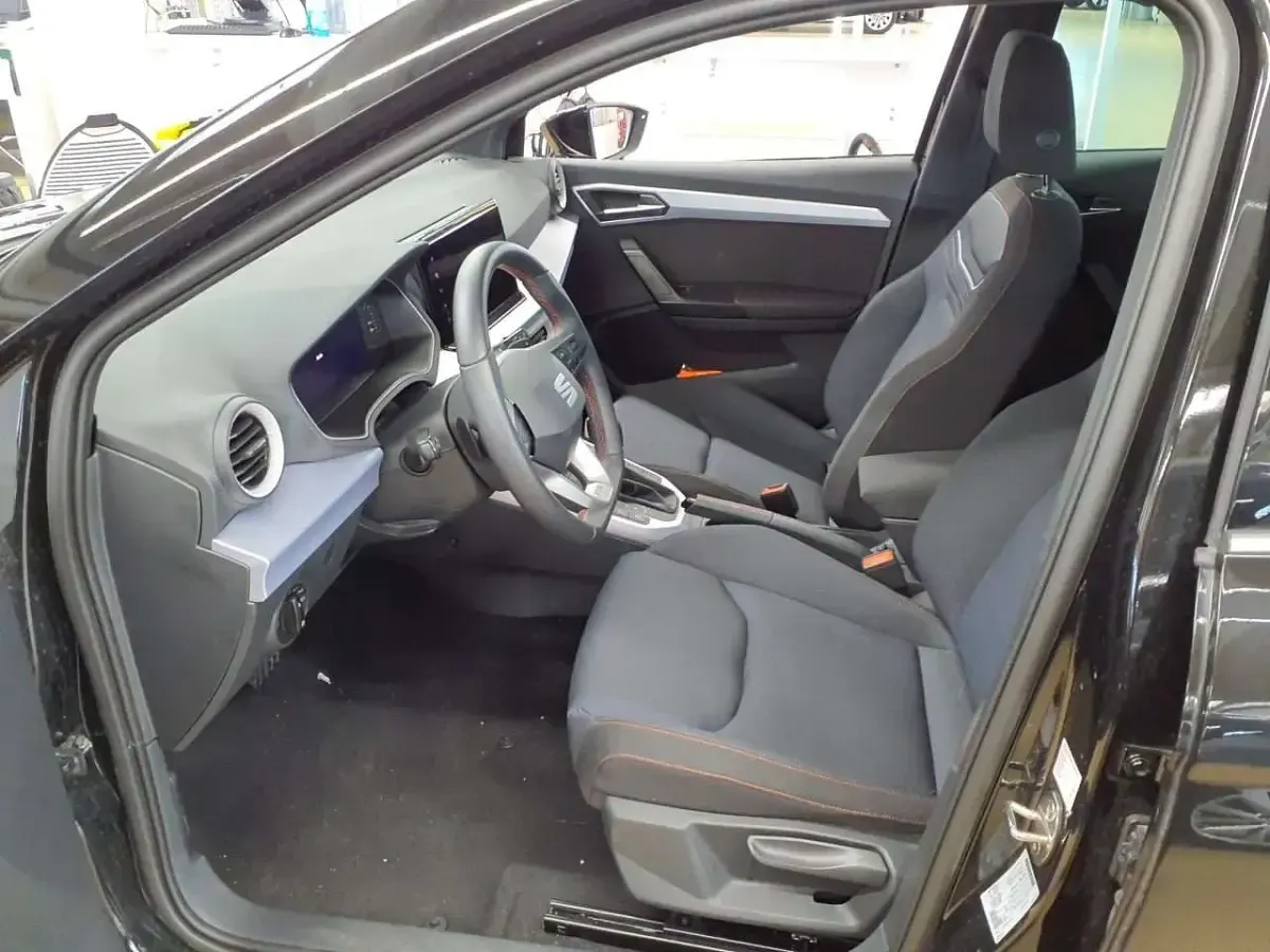 Gebraucht Seat Arona FR 116 PS (85 kW) 2025 Schwarz SUV