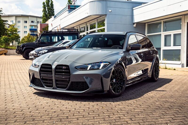 Grau Gebraucht 2025 BMW M3 Competition Edition Kombi | 95.950 € (Etwas zu teuer) - Bild 1/4