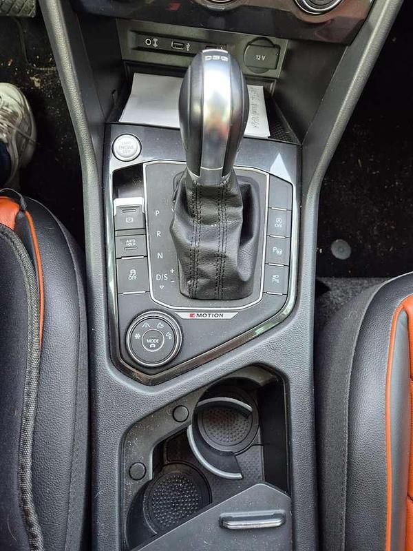 Gebraucht VW Tiguan Sound 190 PS (139 kW) 2017 Braun SUV