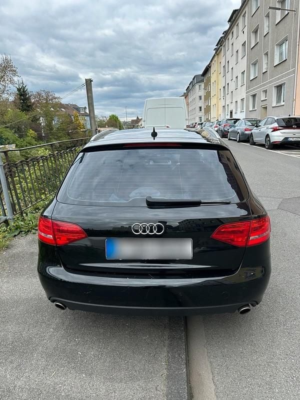 Second-hand Audi A4 190 CP (139 kW) 2009 Negru Break