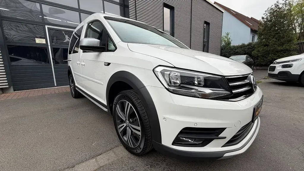 Gebraucht VW Caddy 131 PS (96 kW) 2018 Candyweiss Van / Kleinbus