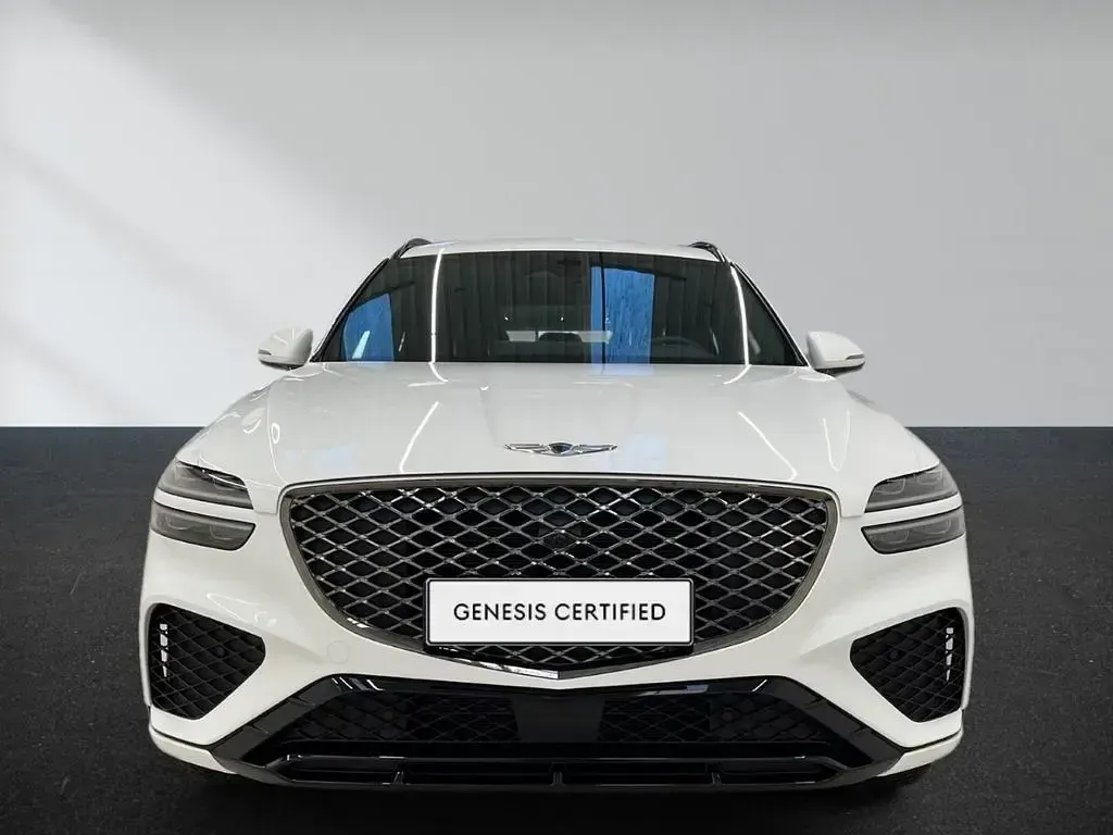 Second-hand Genesis GV70 Sport 305 CP (224 kW) 2025 Alb SUV