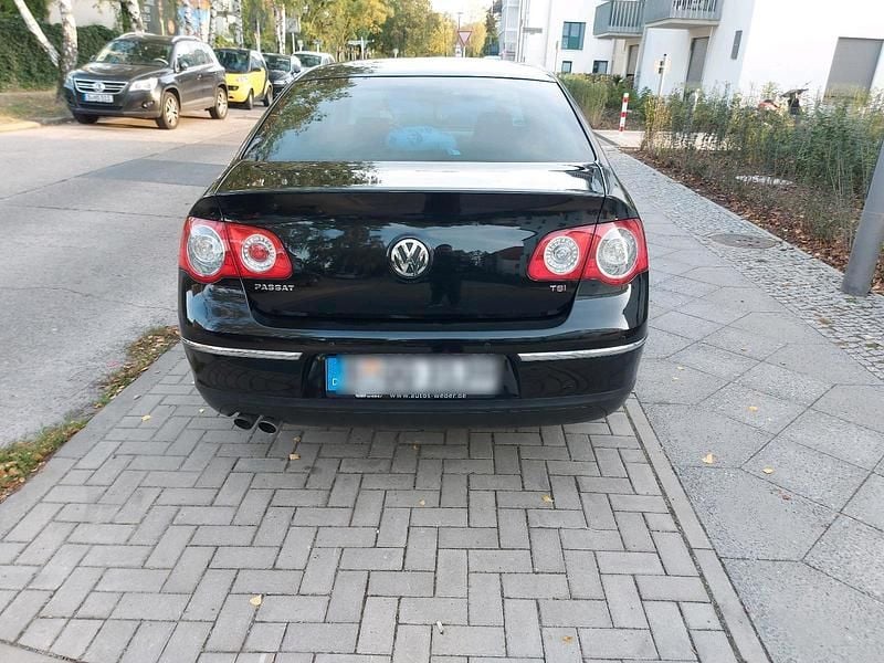 Schwarz Gebraucht 2008 VW Passat Comfortline Limousine | 2.500 € (Guter Preis) - Bild 1/4