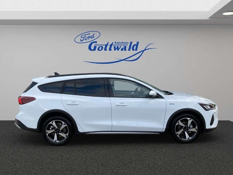 Neu Ford Focus Active X 155 PS (114 kW) 2025 Frostweiß Kombi