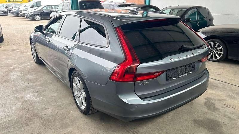 Second-hand Volvo V90 R-Design 150 CP (110 kW) 2019 Gri Break