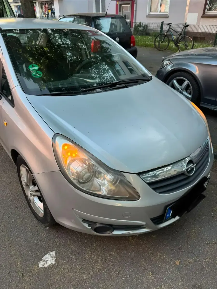 Gebraucht Opel Corsa 80 PS (58 kW) 2008 Grau Kleinwagen