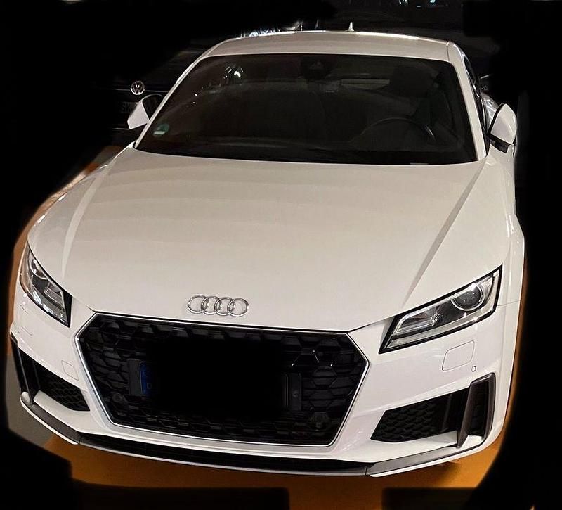 Gebraucht Audi TT S-Line 197 PS (144 kW) 2022 Weiß Coupé