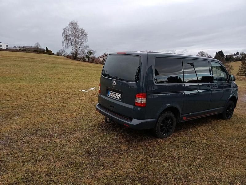 Gebraucht VW Transporter 139 PS (102 kW) 2010 Van