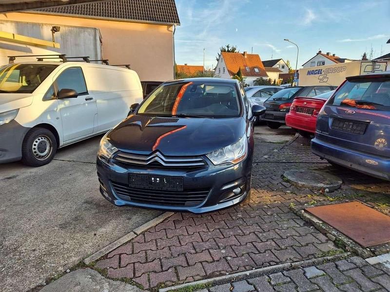 Graumetallic Gebraucht 2012 Citroën C4 SELECTION Limousine | 5.295 € (Fairer Preis) - Bild 1/4