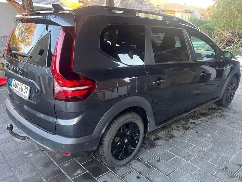 Gebraucht Dacia Jogger Extreme 101 PS (74 kW) 2022 Schwarz Van / Kleinbus