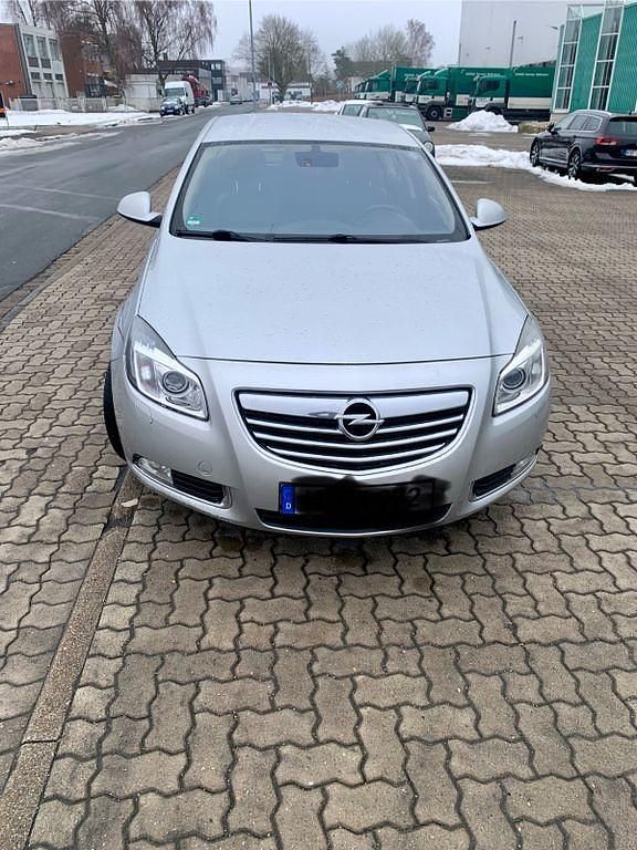 Gebraucht Opel Insignia Innovation 260 PS (191 kW) 2009 Silber Limousine