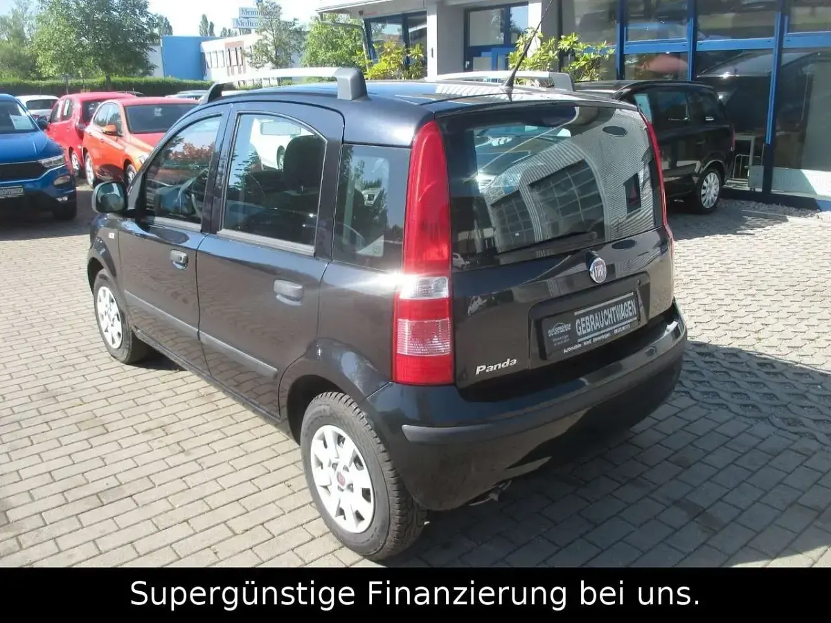 Gebraucht Fiat Panda Dynamic 60 PS (44 kW) 2010 Schwarz Kleinwagen
