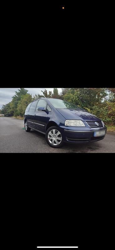 Blau Gebraucht 2009 VW Sharan Van / Kleinbus | 4.000 € (Fairer Preis) - Bild 1/4