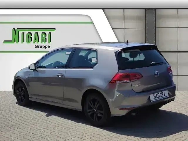 Gebraucht VW Golf VII 125 PS (91 kW) 2016 Grau Limousine