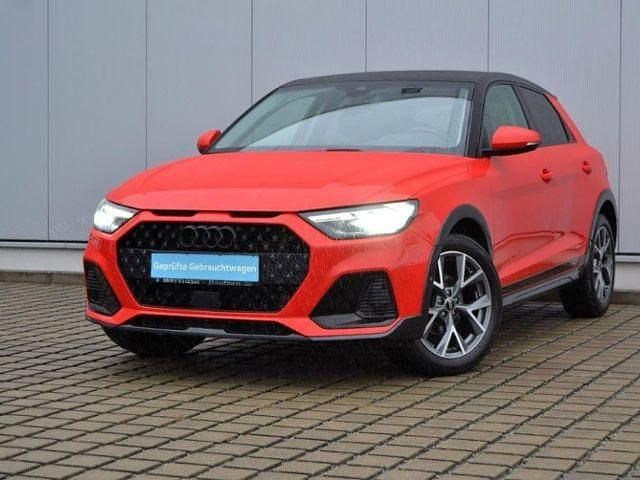 Gebraucht Audi A1 Sport 150 PS (110 kW) 2023 Misanorot perleffekt SUV