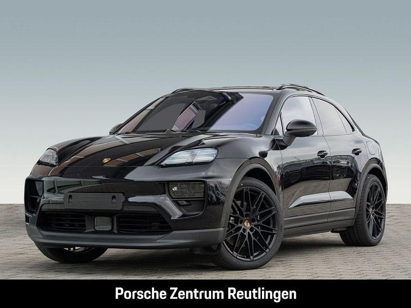 Tiefschwarzmetallic Gebraucht 2025 Porsche Macan SUV | 109.230 € - Bild 1/4