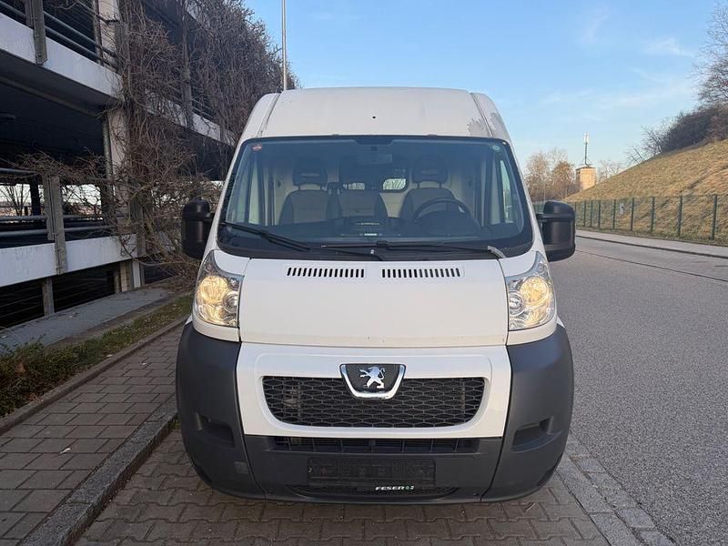 Gebraucht Peugeot Boxer 131 PS (96 kW) 2014 Weiß Van