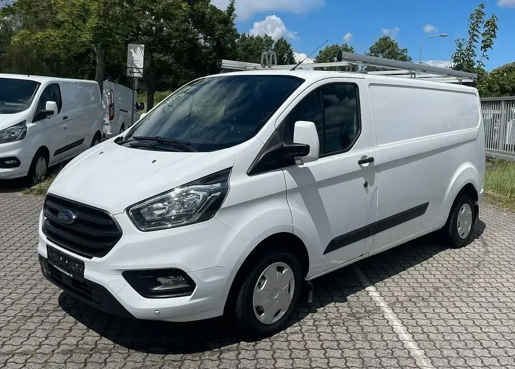 Gebraucht Ford Transit Custom 105 PS (77 kW) 2021 Weiß Van / Kleinbus