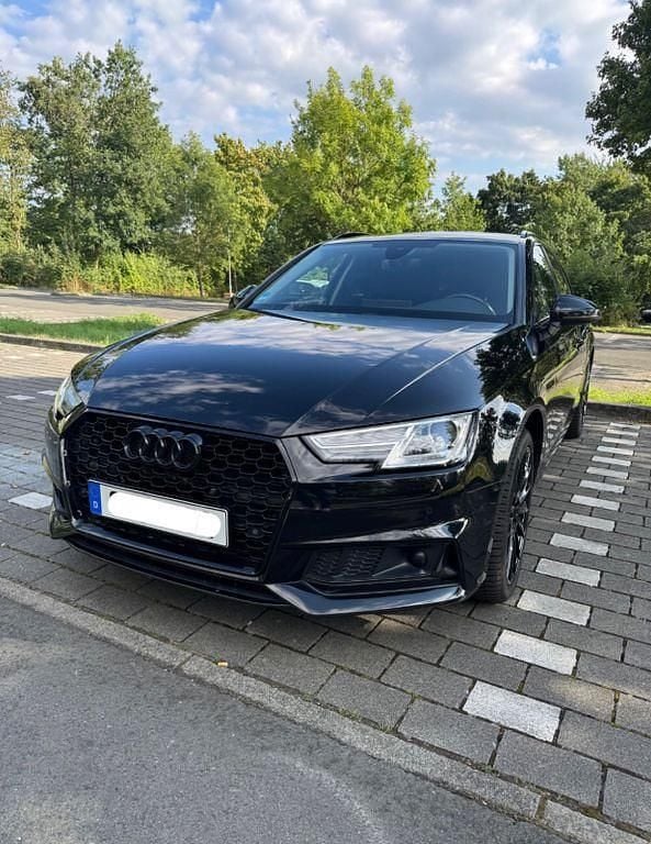 Second-hand Audi A4 Design 150 CP (110 kW) 2019 Negru Break