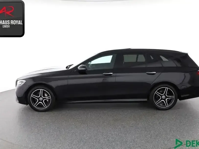 Gebraucht Mercedes E300 AMG 320 PS (235 kW) 2022 Schwarz Limousine