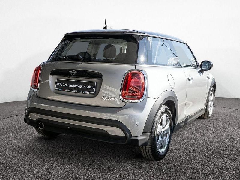 Gebraucht Mini Cooper Essential 136 PS (100 kW) 2023 Silber Kleinwagen