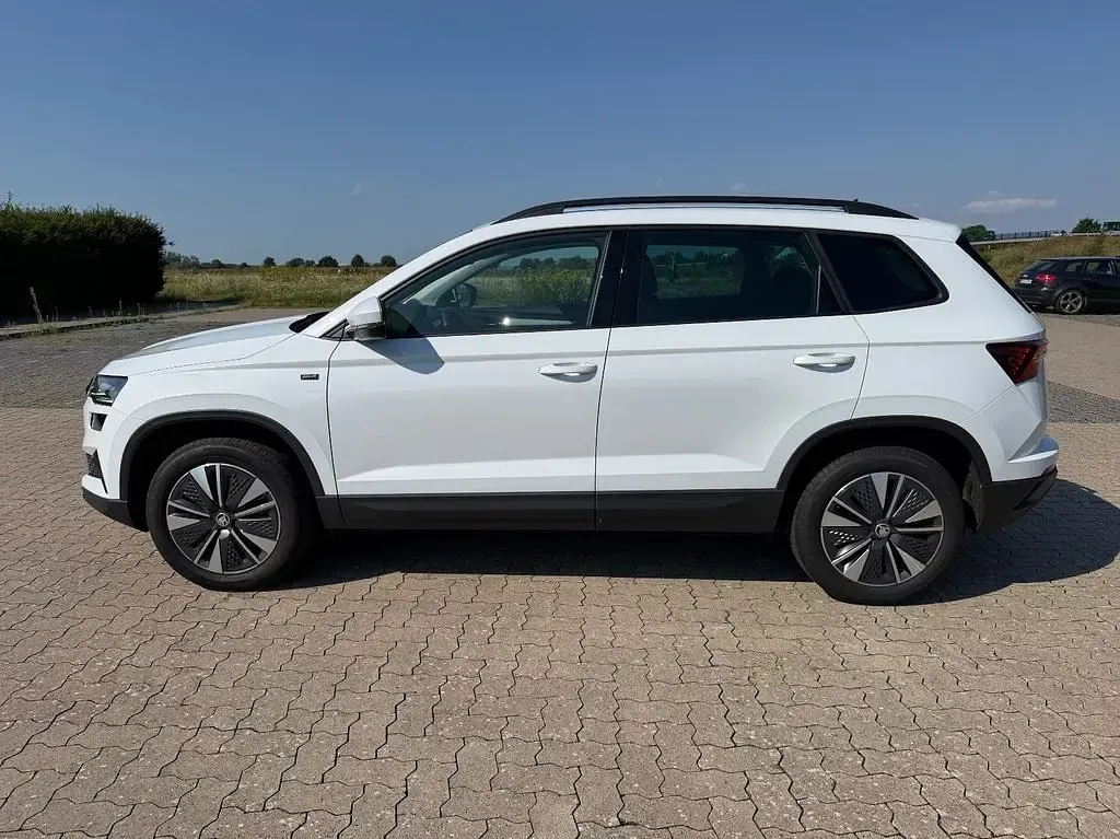 Gebraucht Skoda Karoq Drive 150 PS (110 kW) 2024 Weiß SUV