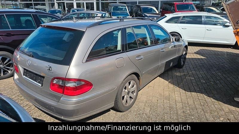 Second-hand Mercedes E200 184 CP (135 kW) 2008 Argintiu Break