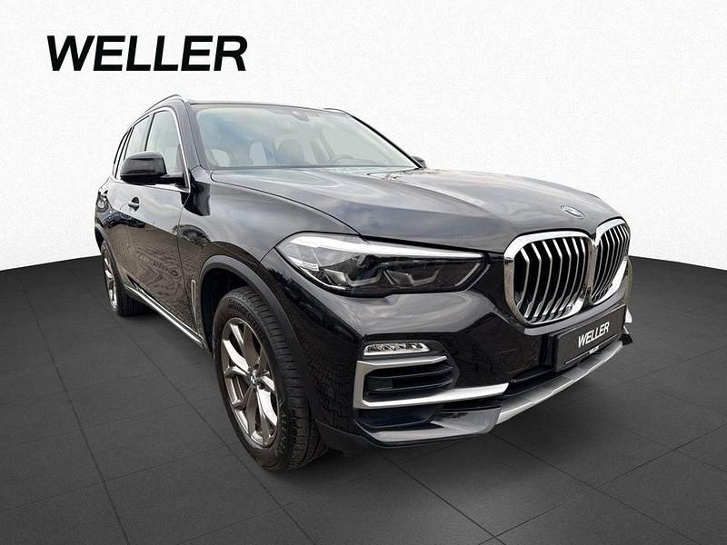 Gebraucht BMW X5 Comfort Edition 286 PS (210 kW) 2021 Black sapphire (schwarz) SUV