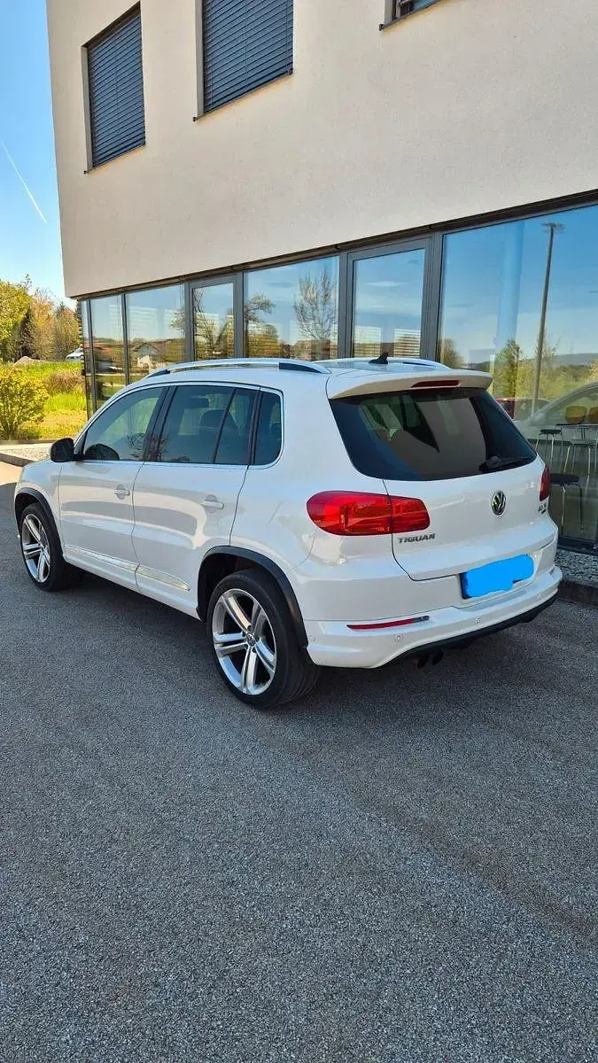 Gebraucht VW Tiguan Sportline 179 PS (131 kW) 2013 Weiß SUV