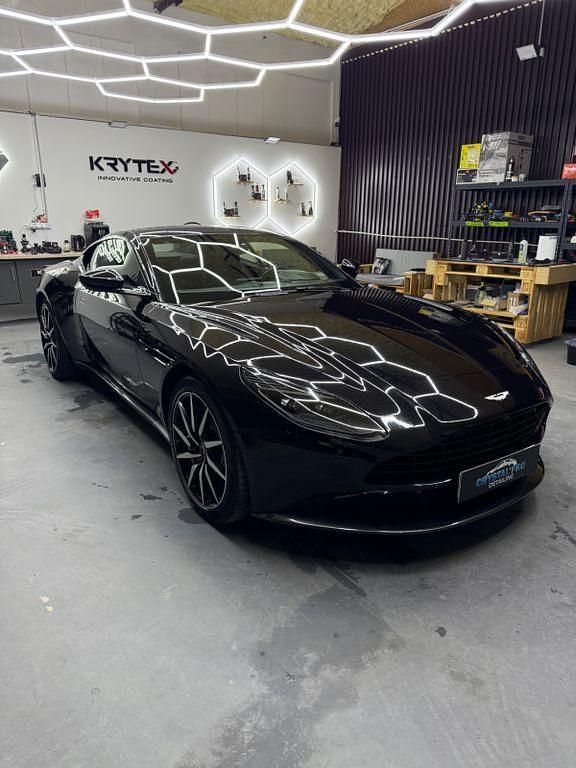 Schwarz Gebraucht 2017 Aston Martin DB11 | 85.000 € - Bild 1/4