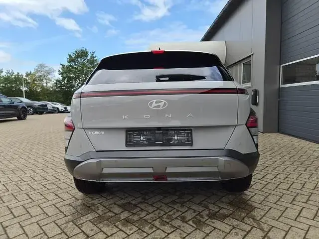 Neu Hyundai Kona Trend 150 PS (110 kW) 2026 Ecotronic grey ecotronic grey SUV