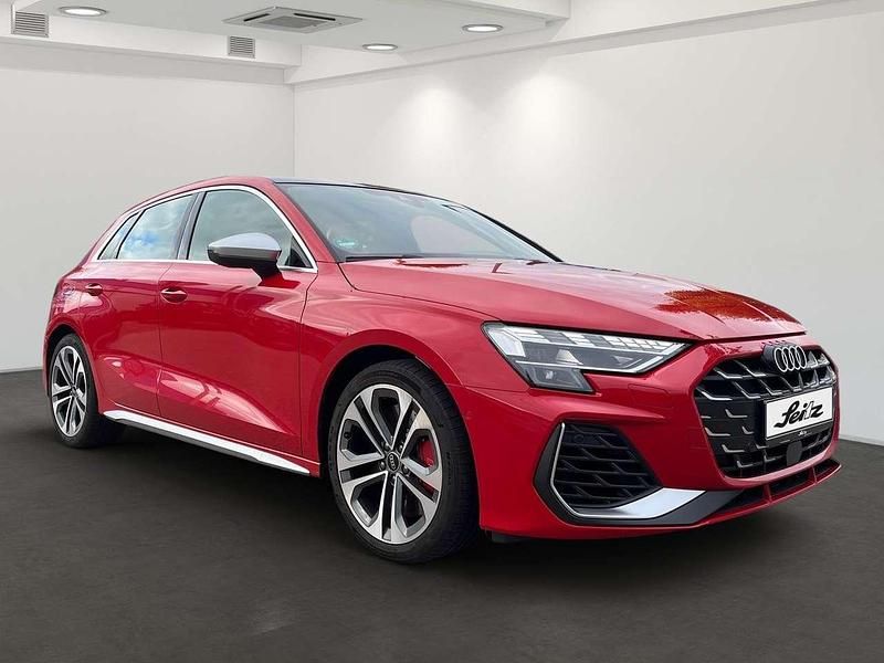 Gebraucht Audi S3 Ambiente 333 PS (244 kW) 2025 Progressivrot metallic Limousine