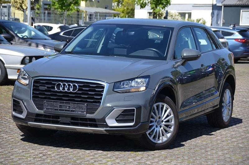 Second-hand Audi Q2 Design 190 CP (139 kW) 2018 Gri SUV