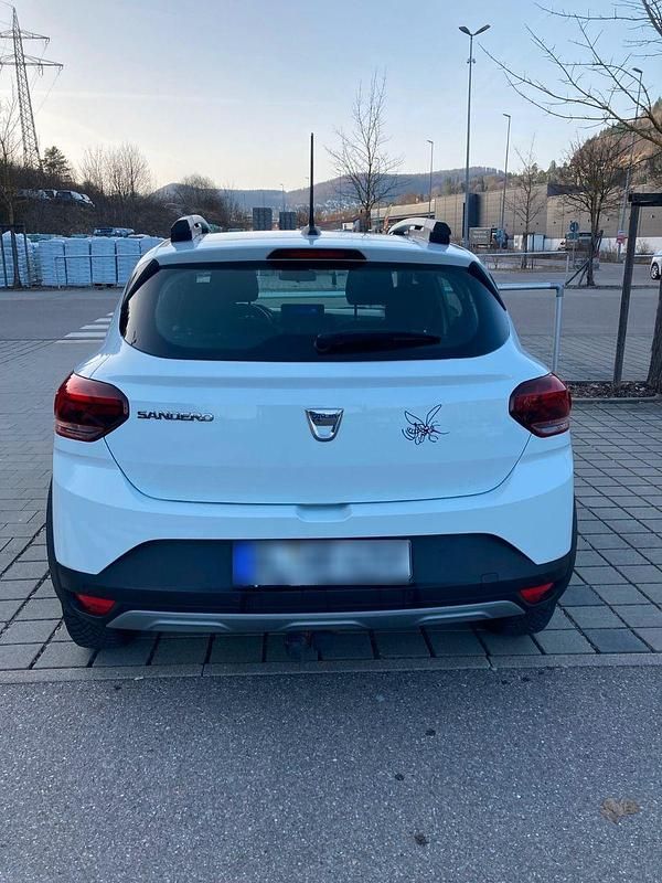 Gebraucht Dacia Sandero Stepway 101 PS (74 kW) 2022 Weiß Limousine