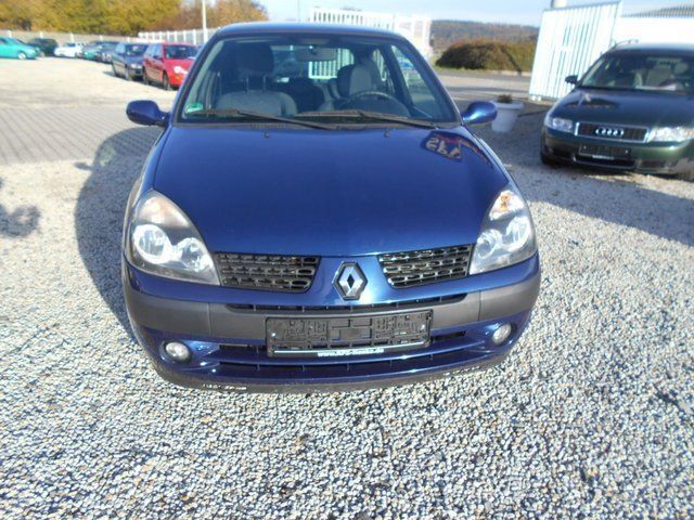 Gebraucht Renault Clio II Authentique 75 PS (55 kW) 2003 Blau metallic Limousine