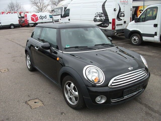 Schwarz Gebraucht 2009 Mini Cooper Kleinwagen | 7.900 € (Fairer Preis) - Bild 1/4