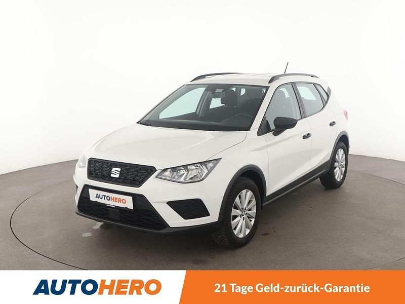 Weiß Gebraucht 2018 Seat Arona Reference SUV | 13.670 € (Guter Preis) - Bild 1/3