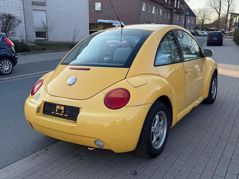 Gebraucht VW New Beetle Style 102 PS (75 kW) 2002 Gelb Kleinwagen
