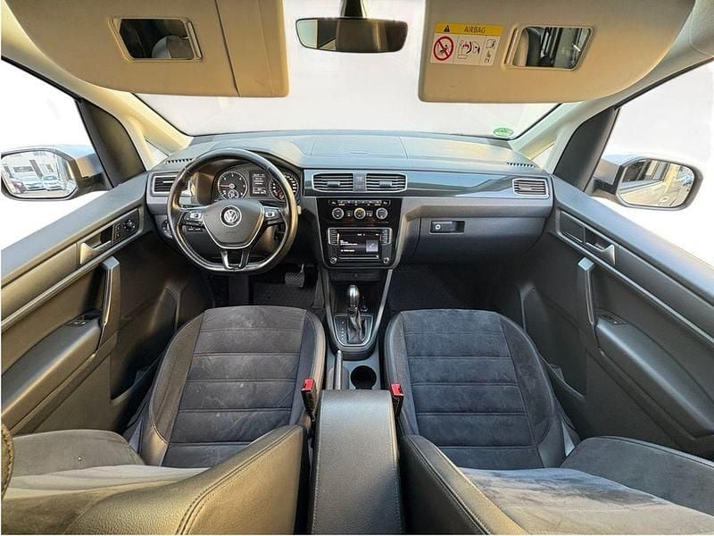 Gebraucht VW Caddy Highline 102 PS (75 kW) 2017 Silber Van / Kleinbus