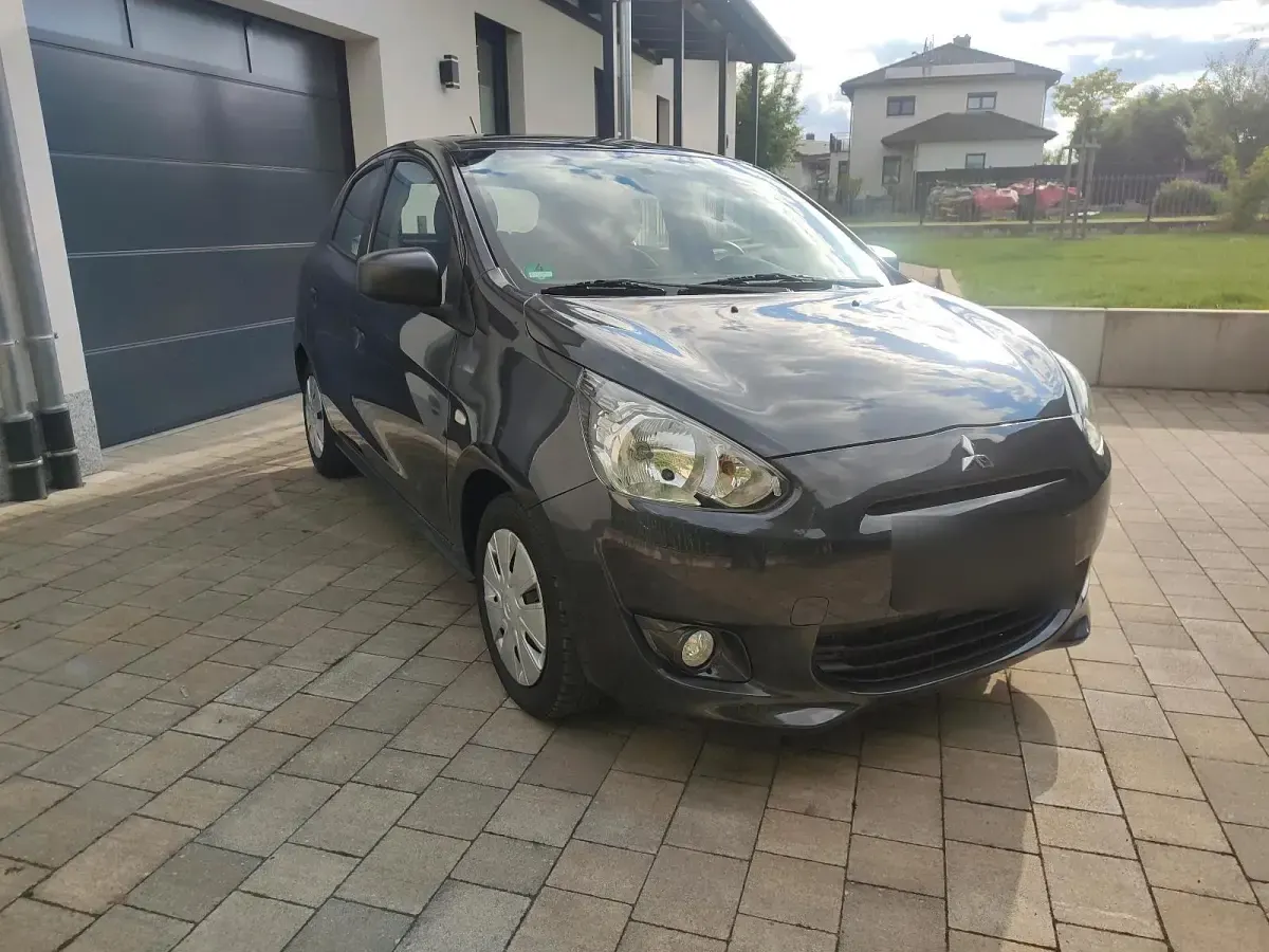 Gebraucht Mitsubishi Space Star 70 PS (51 kW) 2014 Grau Van / Kleinbus