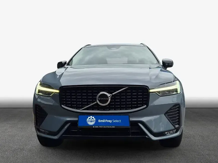 Gebraucht Volvo XC60 Plus 197 PS (144 kW) 2023 Grau SUV