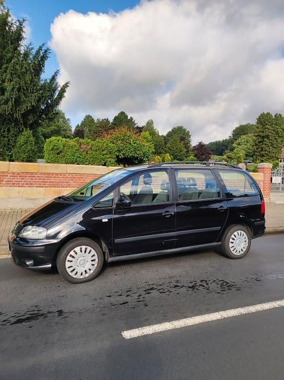 Schwarz Gebraucht 2006 Seat Alhambra Reference Van / Kleinbus | 1.450 € (Fairer Preis) - Bild 1/4