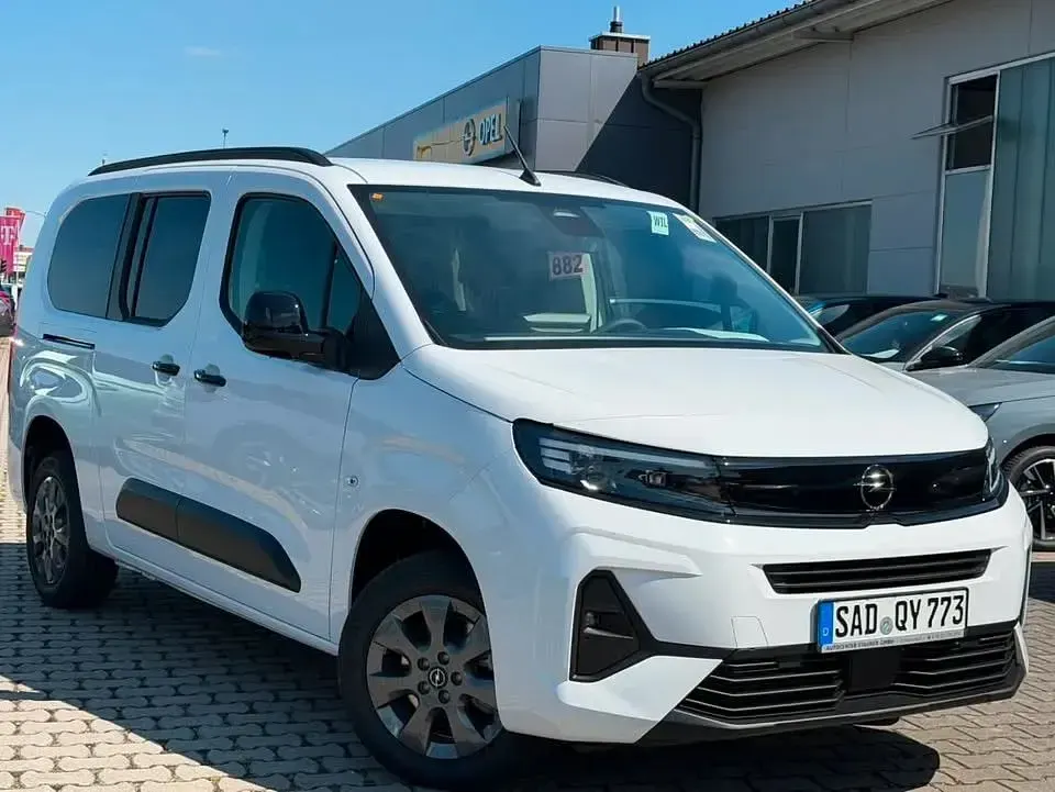Neu Opel Combo Edition 131 PS (96 kW) 2026 Weiß Van / Kleinbus